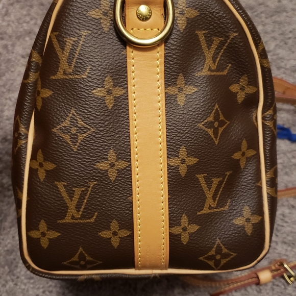 ***AUTHENTIC***Speedy B25 - Picture 9 of 11